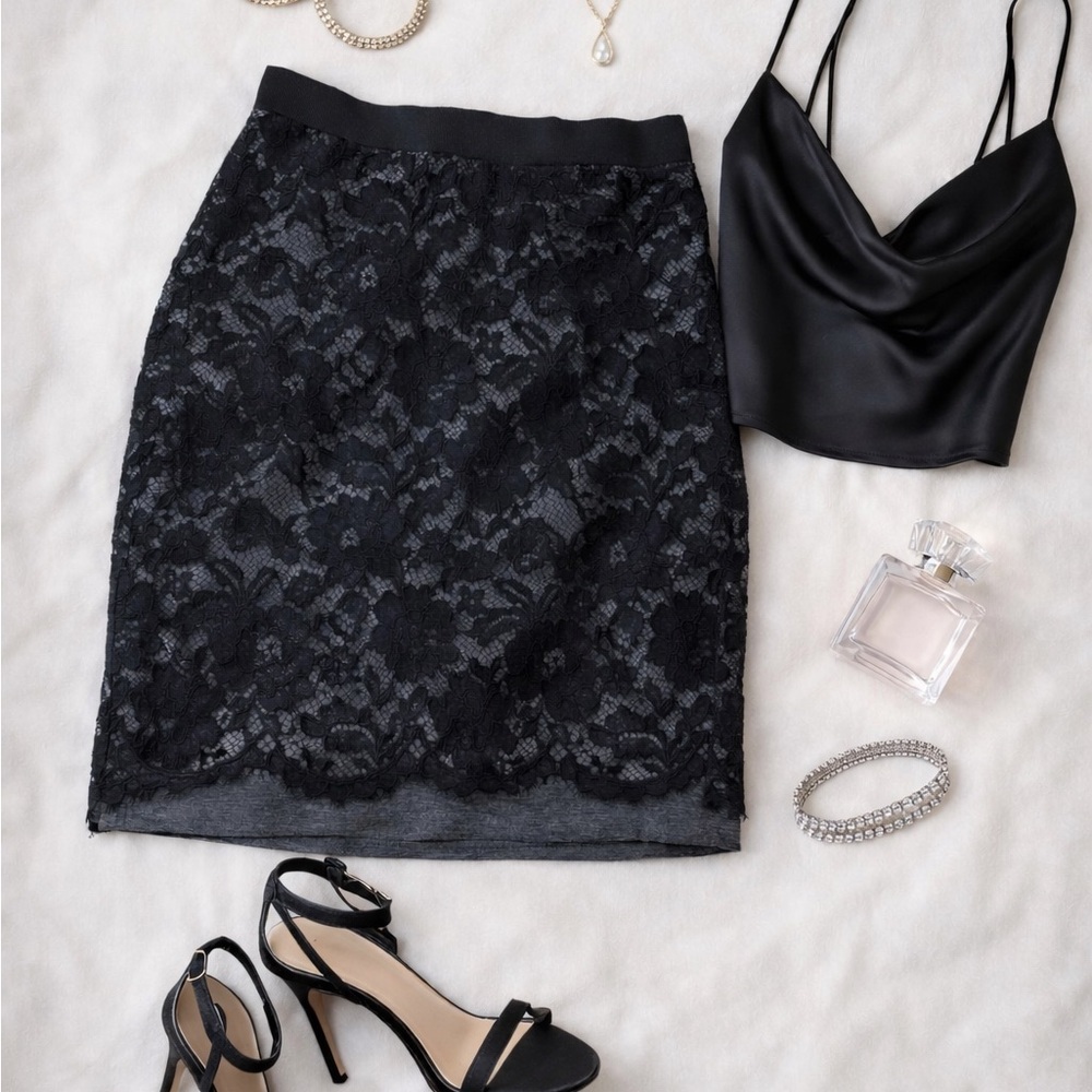 LOFT Black Lace‎ Pencil Skirt